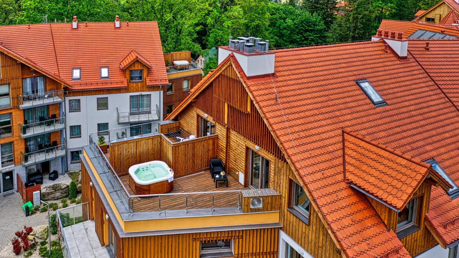 Royal Prestige Collection Z Prywatnym Jacuzzi - Stone Hill Resort Z Basenem I Saunami Шклярска-Поремба Экстерьер фото